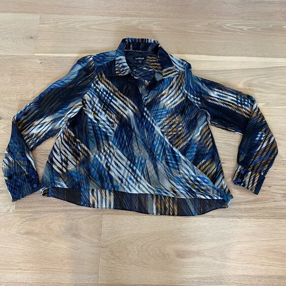 Bebe Multicolor Print Crossover Twist Front Top Size Medium - Picture 7 of 9